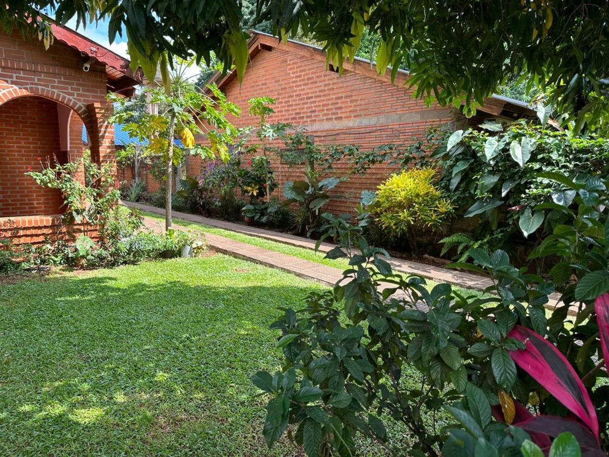 Cabanas Dorys Cataratas Del Iguazu Puerto Iguazu Luaran gambar